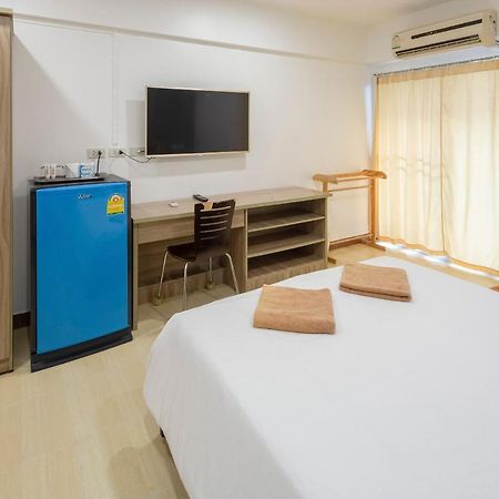 Gems Park Don Mueang Airport And Bts Hotel Bangkok Ngoại thất bức ảnh
