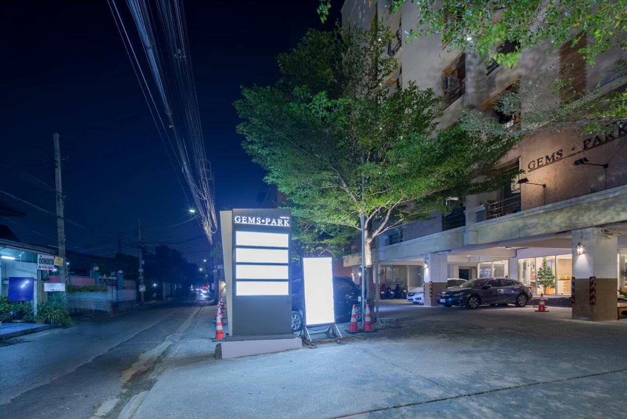 Gems Park Don Mueang Airport And Bts Hotel Bangkok Ngoại thất bức ảnh